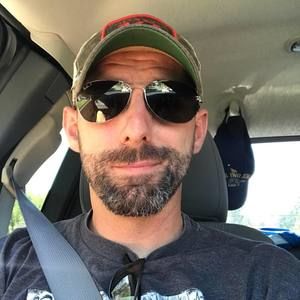 Meet your Posher, Aaron